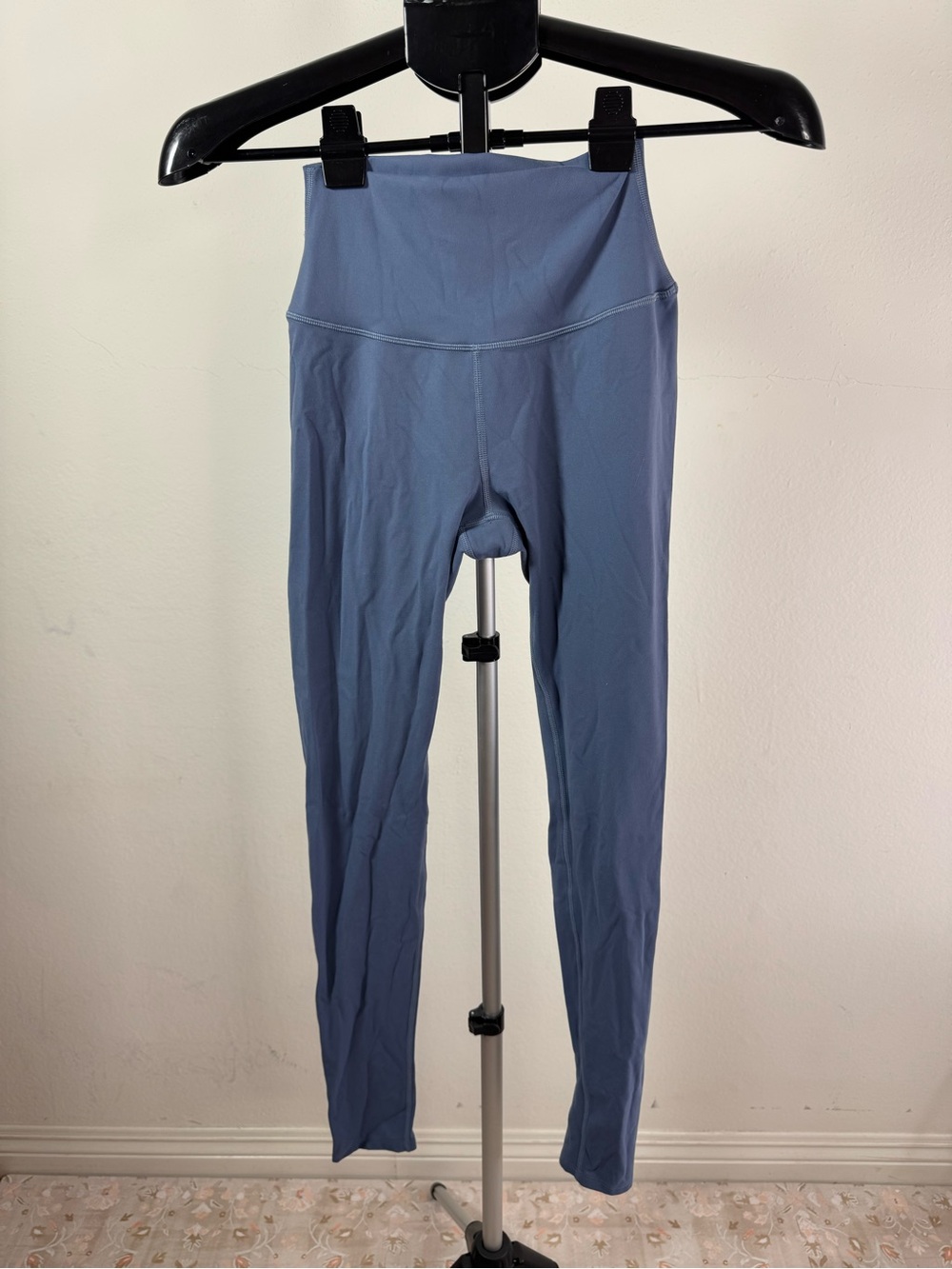 ALO Yoga Slate Blue Athletic Leggings